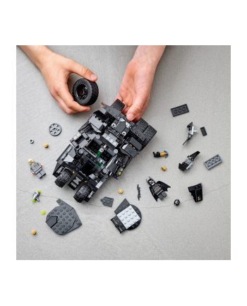 LEGO 76239 SUPER HEROES Batmobile Tumbler: starcie ze Strachem na Wróble p4