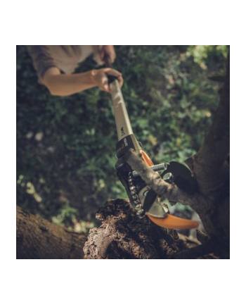 Fiskars PowerGear X cutting giraffe UPX82