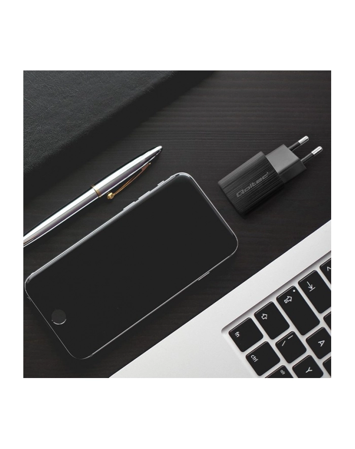 qoltec Ładowarka sieciowa 35W GaN ULTRA | 5-20V | 2.25-3A | 1 x USB typeC PD | 1 x USB | Czarna główny
