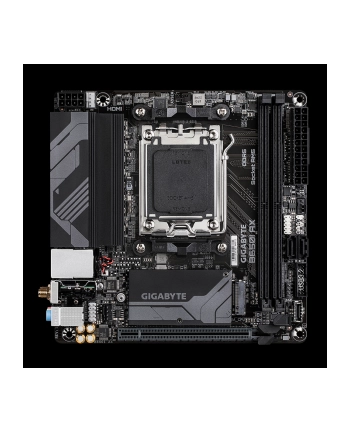 GIGABYTE B650I AX