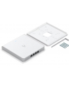 Ubiquiti U6-Enterprise-IW Data in: 2.5GbE RJ45 port, 4x Data out: GbE RJ45 ports - nr 13