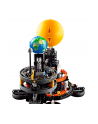 LEGO 42179 TECHNIC Planeta Ziemia i Księżyc na orbicie p3 - nr 4