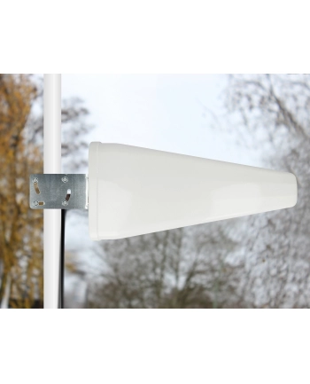 Delock Antena Lte Sma Wtyczka 9-11 Db Kierunkowa Z Kablem Przyłączeniowym