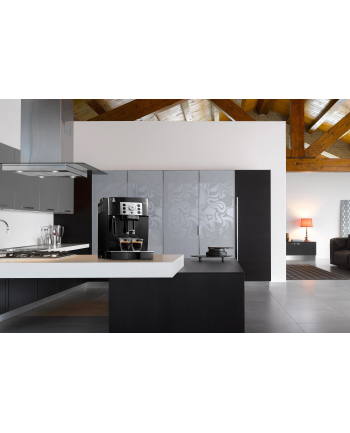 delonghi Ekspres ciśnieniowy Magnifica S ECAM22.115.B