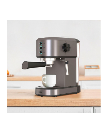 Kolbowy ekspres do kawy Black+Decker BXCO1350E