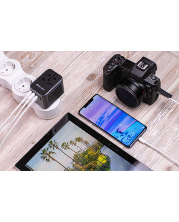verbatim Adapter podróżny UTA-03 49545 180 krajów, ładowarka PD 30W, QC 3.0 3x USB-C , 2x USB-A