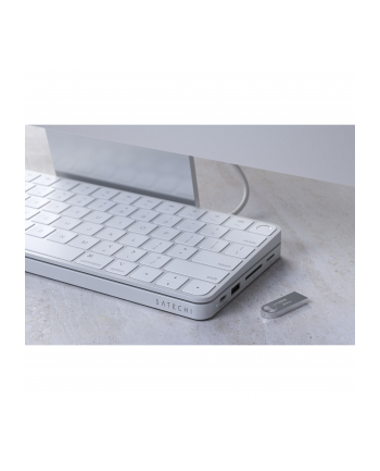 Satechi Slim Dock do iMac 24'' USB-C (USB-C 10Gb, USBA-A 10Gb, 2x USB-A, czytnik kart micro/SD, kieszeń na NVMe SATA) (srebrny)