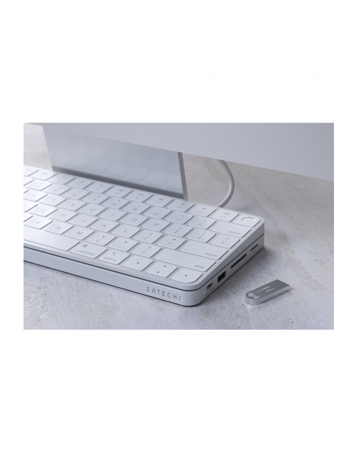 Satechi Slim Dock do iMac 24'' USB-C (USB-C 10Gb, USBA-A 10Gb, 2x USB-A, czytnik kart micro/SD, kieszeń na NVMe SATA) (srebrny) główny