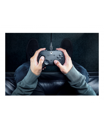 RAZER Wolverine V3 Tournament Ed. - Black