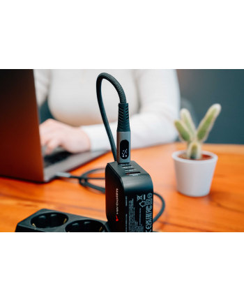 Kabel Verbatim USB-C(M) - USB-C(M) z wyświetlaczem, 1,2m, 100W, PD, czarny