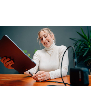 Kabel Verbatim USB-C(M) - USB-C(M) z wyświetlaczem, 1,2m, 240W, PD, czarny