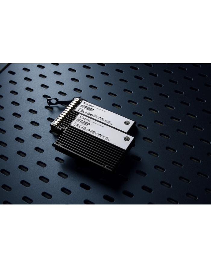 KINGSTON 7.68TB DC3000ME U.2 PCIe 5.0 NVMe TCG Opal Enterprise SSD główny