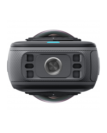 Insta360 X5
