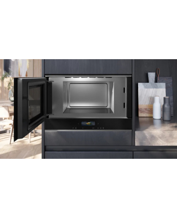 Siemens iQ700 BF722L1B1