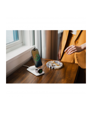 Twelve South HiRise 3 Deluxe 3-in-1 Qi2 Charging Stand White