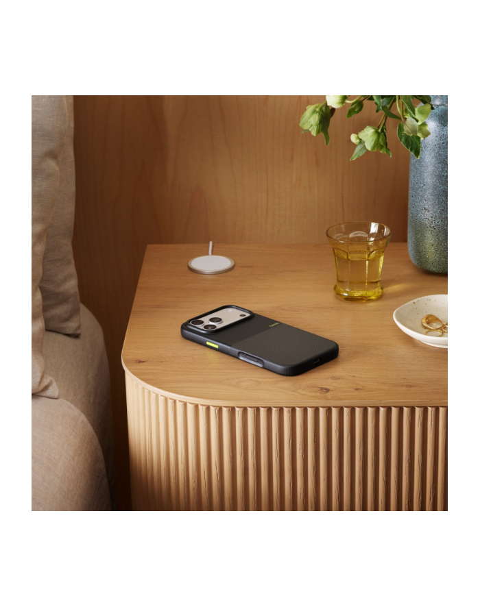 apple Etui Beats Rugged zgodne z MagSafe i panelem Sterowanie aparatem do iPhonea 17 Pro Max - himalajska czerń główny