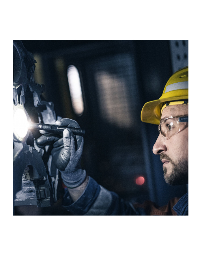 Latarka Ledlenser P4R główny