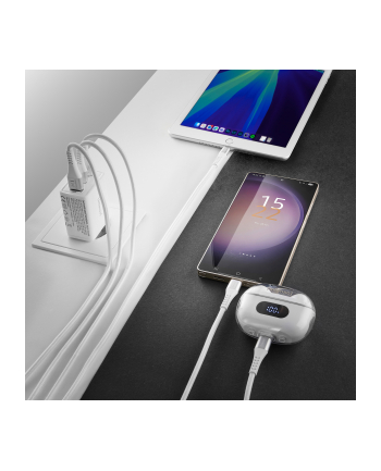 Intenso Power Adapter W65ACC GaN 2x USB-C 1x USB-A 65W black nr 1