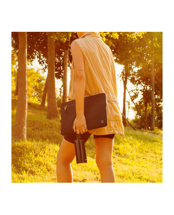 Native Union Ultralight Sleeve for MacBook 13  Black