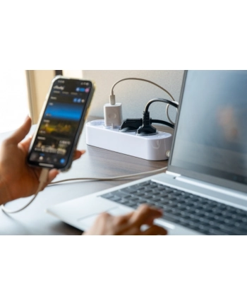 Shelly Power Strip 4 Gen4 BIAŁY, 1.5 meter cable, with energy measurement