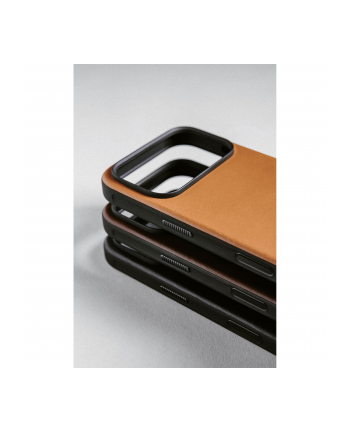 Nomad Modern skorzane etui iPhone 17 Pro English Tan