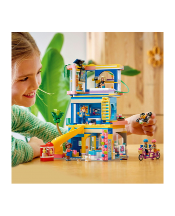 LEGO Friends 42689 - Domek klubu przyjaciół z Heartlake