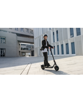 Segway | F2 Pro E II | eKickScooter | 900 W | Up to 25 km/h | 10 '' | Black and Red