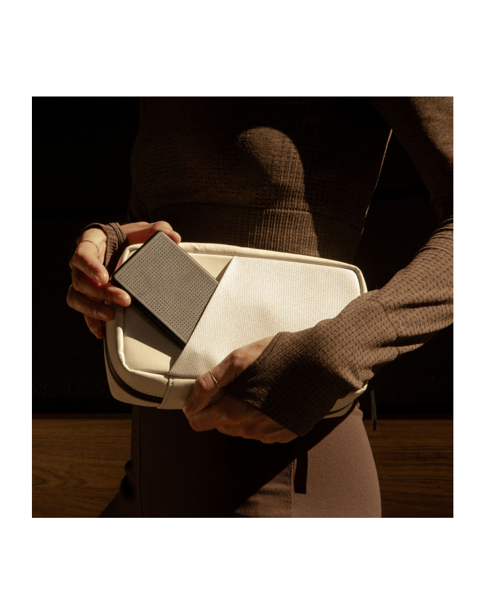 Native Union Active MagSafe Powerbank 5000 mAh czarny główny