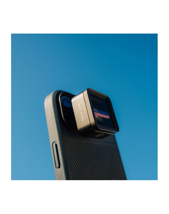 Moment 1.55x Anamorphic Lens - blue Flare - T-Series główny