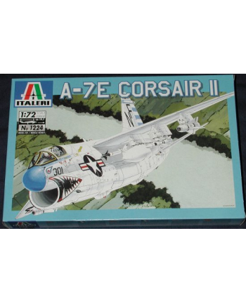 ITALERI A7 E Corsair II.