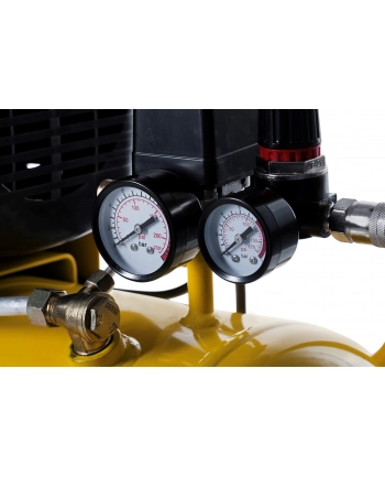 KOMPRESOR OLEJOWY   24l   8bar 1500W 222l/min STANLEY