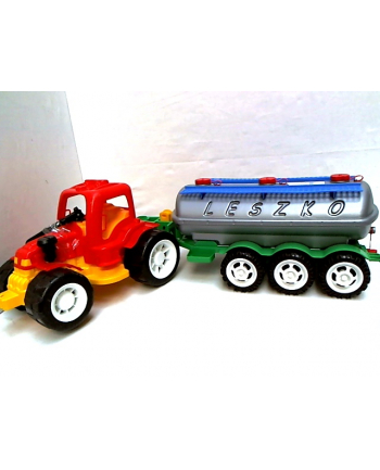 Traktor z beczką . LESZKO