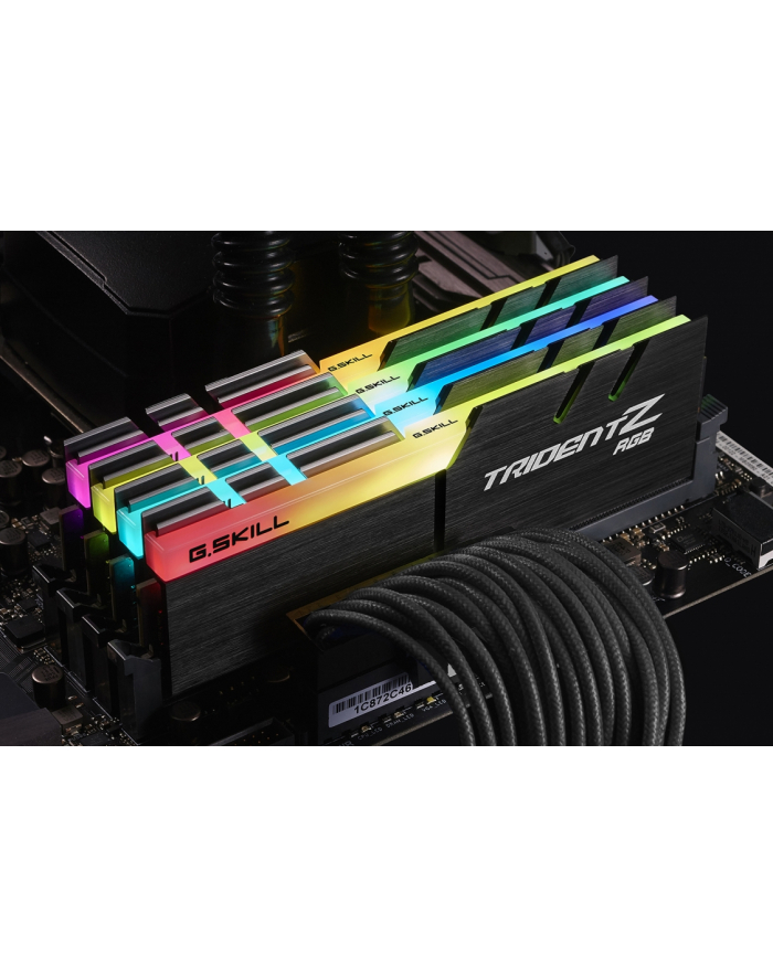 G.Skill DDR4 32 GB 3200-CL14 - Quad-Kit - Trident Z RGB Black główny
