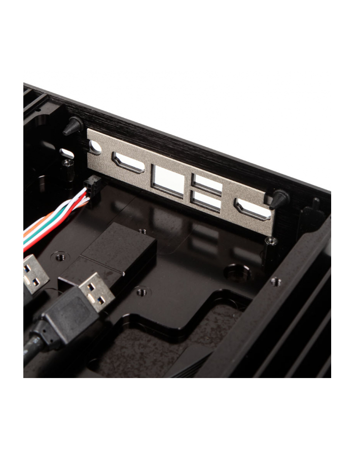 Akasa Obudowa Plato X7D dla Intel NUC, Fanless, Support 2.5'' HDD/SSD, 4 USB główny