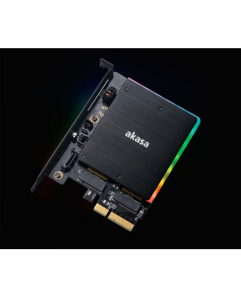 Akasa Adapter M.2 SSD - PCIe z chłodzeniem i oświetleniem RGB LED